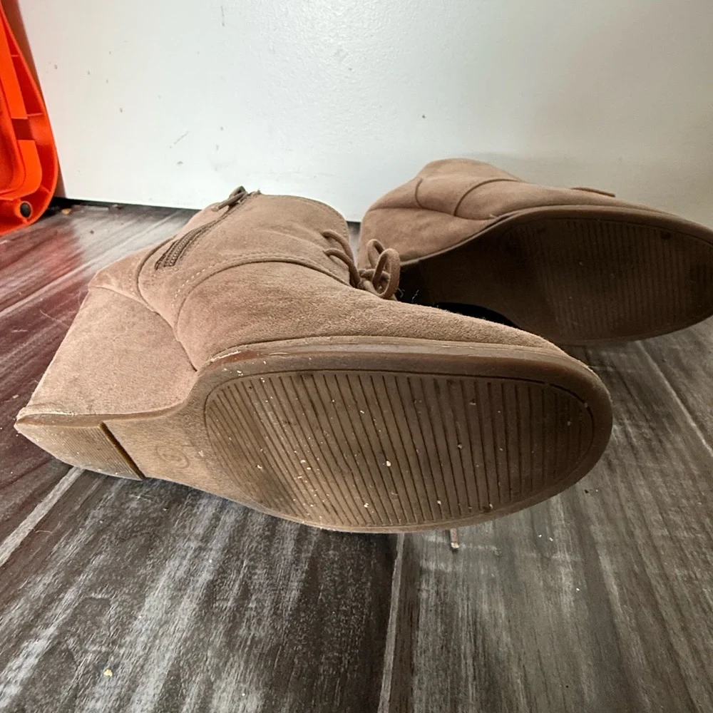 Universal Thread Tan Vegan Suede Ankle Wedge Boots - Picture 5 of 8